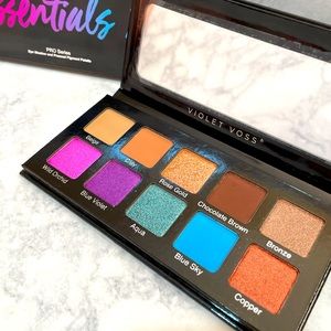 Violet Voss Essentials 2 Palette